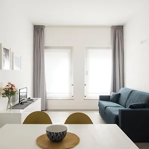 https://2-bedroom-suite-in-the-center-of-milan-cordusio.italymilanhotels.net