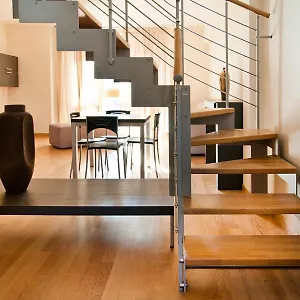 https://eureka-court-apartment.catania-hotels.net